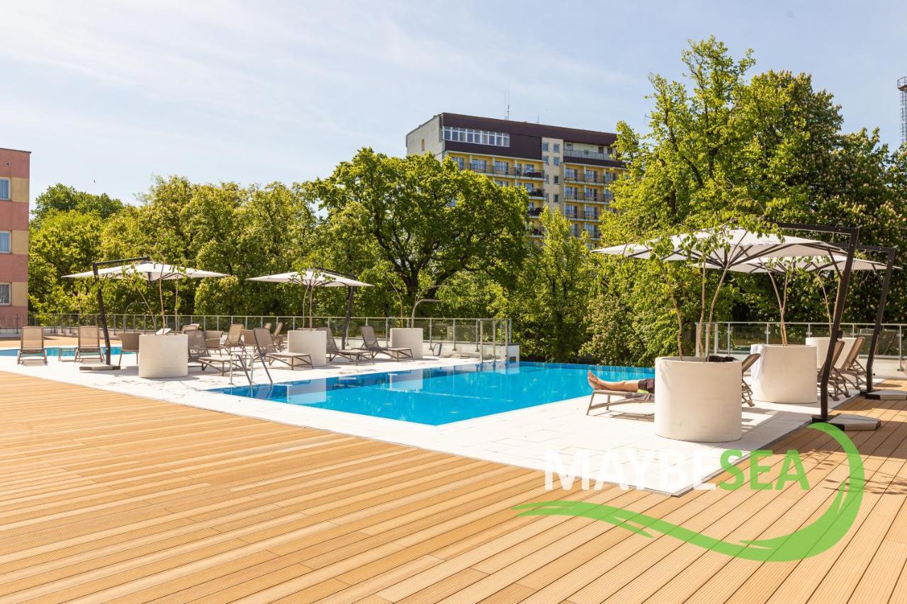 Maybesea Nadmorskie Tarasy A415 Kolobrzeg Exterior photo