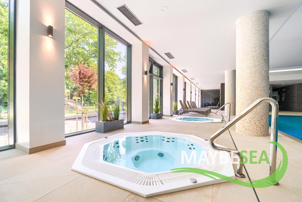 Maybesea Nadmorskie Tarasy A415 Kolobrzeg Exterior photo